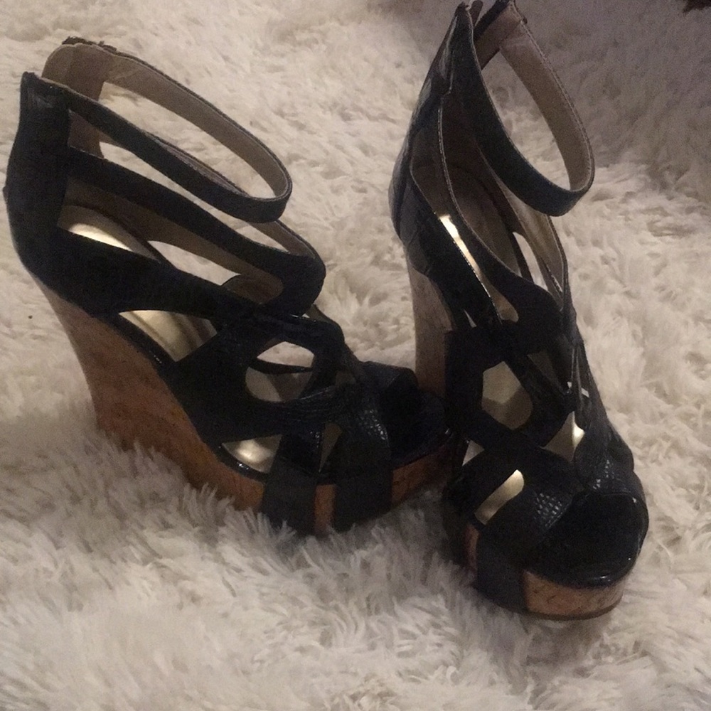 Bebe wedges size 8 black